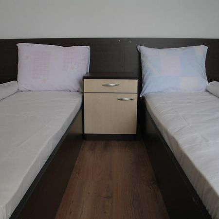 Apartment Planinski Rai Trjavna Kültér fotó