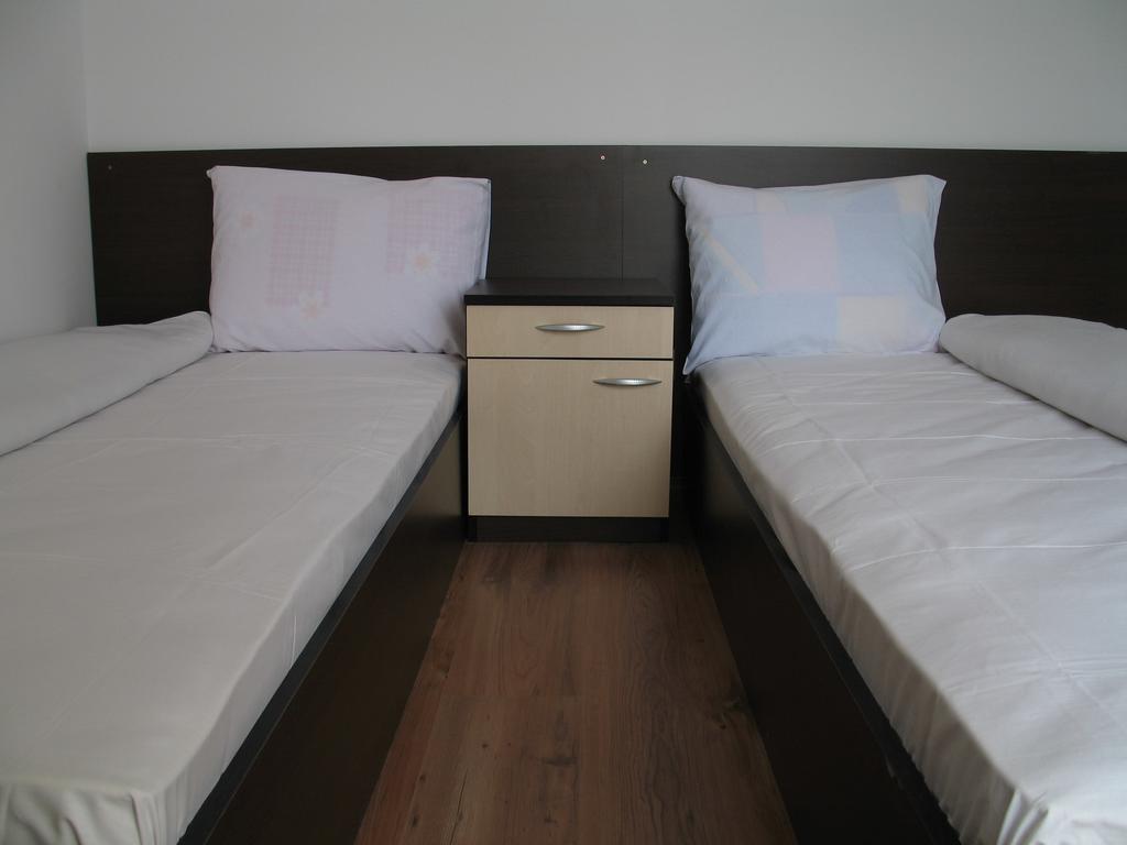 Apartment Planinski Rai Trjavna Kültér fotó
